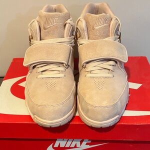 Nike Air TR. V. Cruz